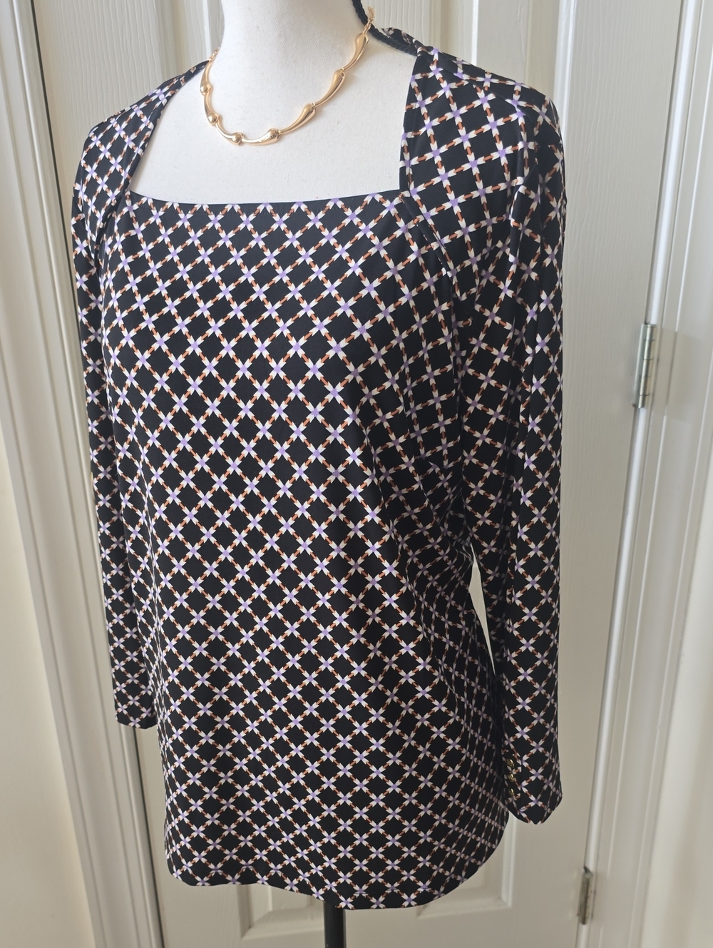 Liz Claiborne Brand Women's Black & White Geometric Long-Sleeves Top Size Large
